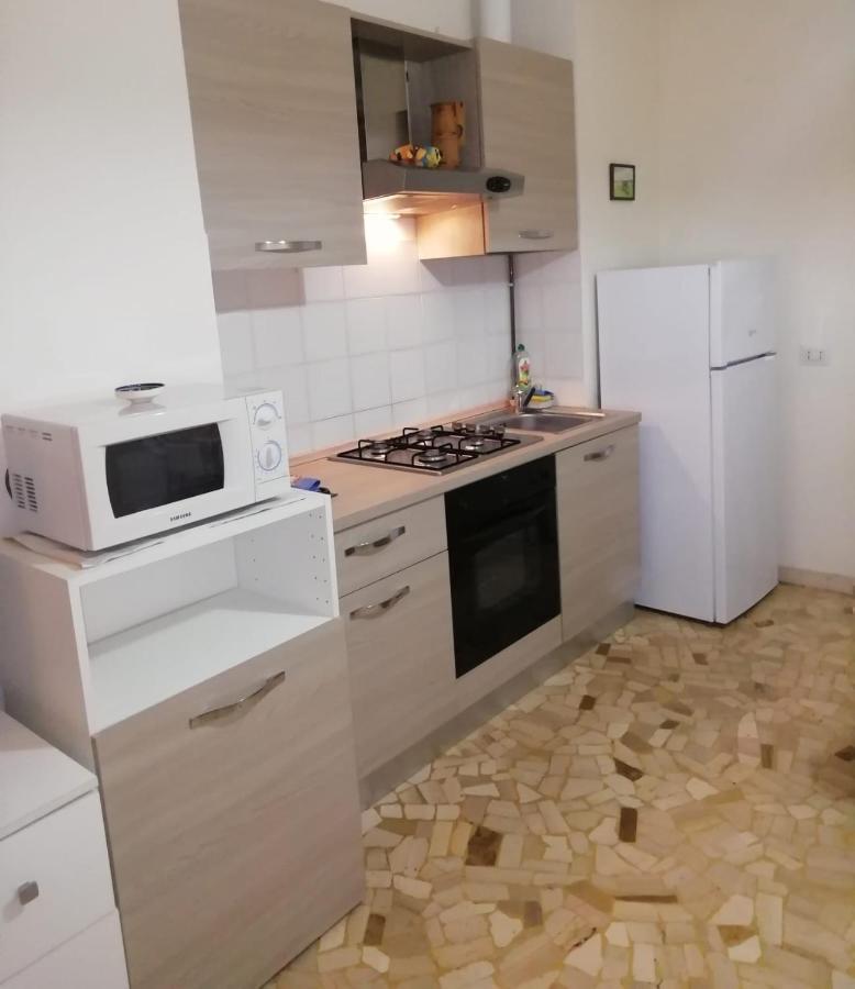 Appartamento Palmanova Vicino Alla Metropolitana Milaan Buitenkant foto