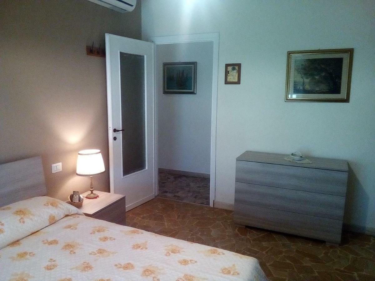Appartamento Palmanova Vicino Alla Metropolitana Milaan Buitenkant foto