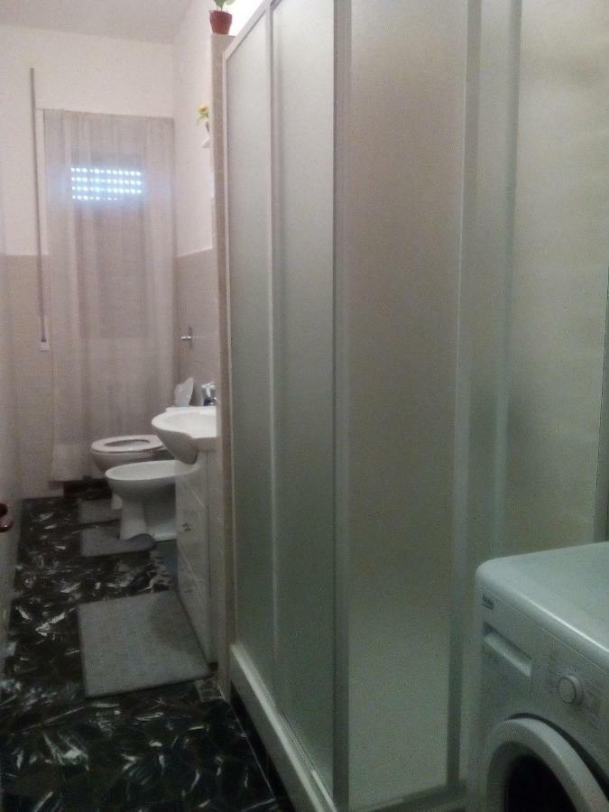 Appartamento Palmanova Vicino Alla Metropolitana Milaan Buitenkant foto